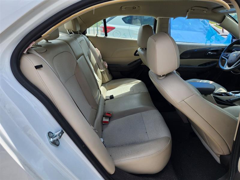 Vehicle/235995_11.jpg