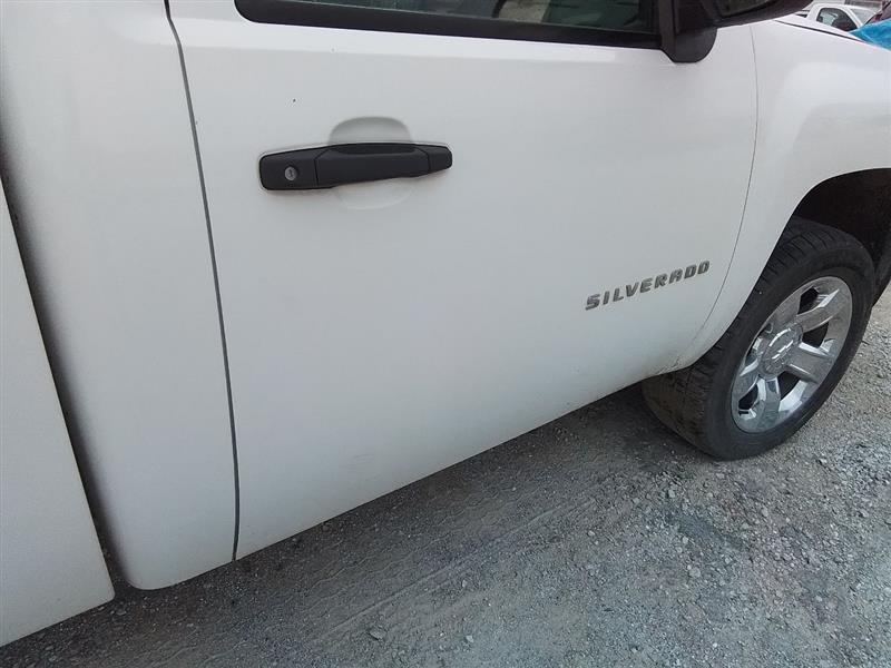 https://f005.backblazeb2.com/file/img-partshotlines-com/Inventory/EX441/Vehicle/237742_10.jpg