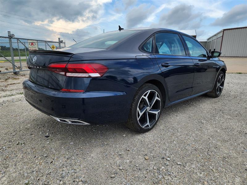 Vehicle/238220_03.jpg