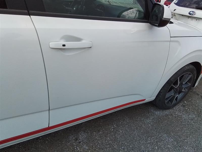 https://f005.backblazeb2.com/file/img-partshotlines-com/Inventory/EX441/Vehicle/238278_12.jpg