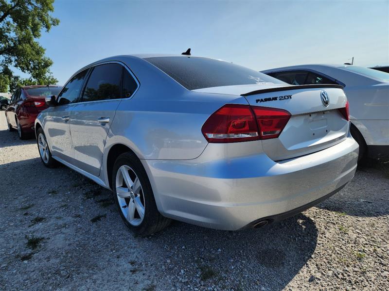 Vehicle/238611_02.jpg