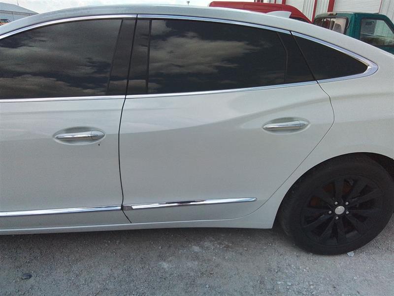 https://f005.backblazeb2.com/file/img-partshotlines-com/Inventory/EX441/Vehicle/238638_08.jpg