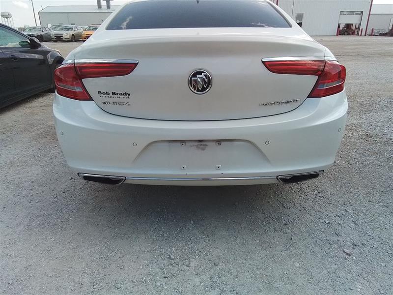 https://f005.backblazeb2.com/file/img-partshotlines-com/Inventory/EX441/Vehicle/238638_10.jpg