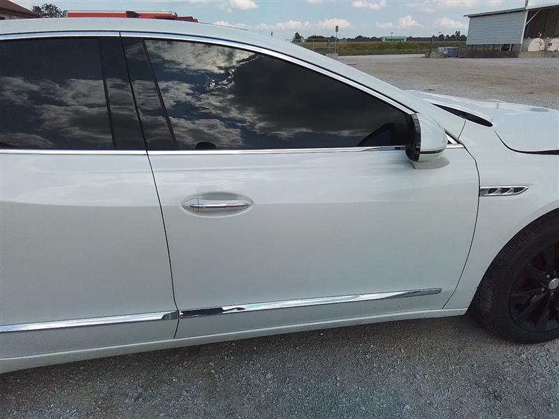https://f005.backblazeb2.com/file/img-partshotlines-com/Inventory/EX441/Vehicle/238638_12.jpg
