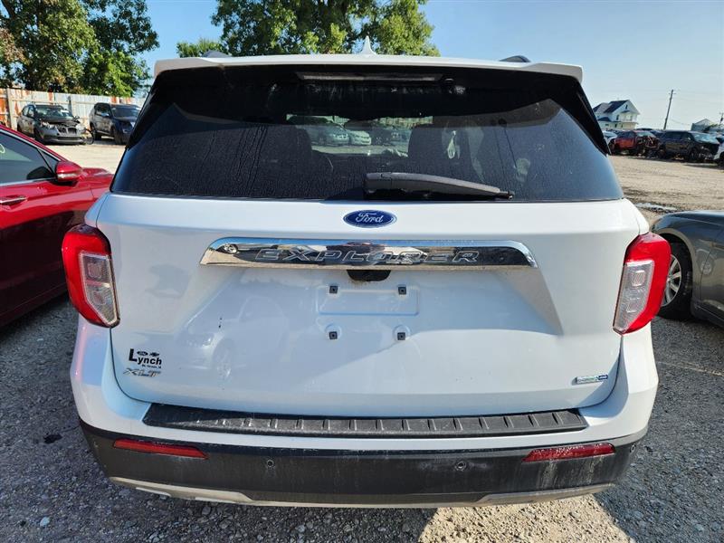 Vehicle/238814_07.jpg