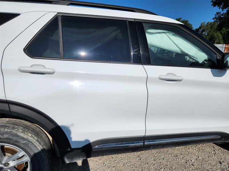 Vehicle/238814_09.jpg