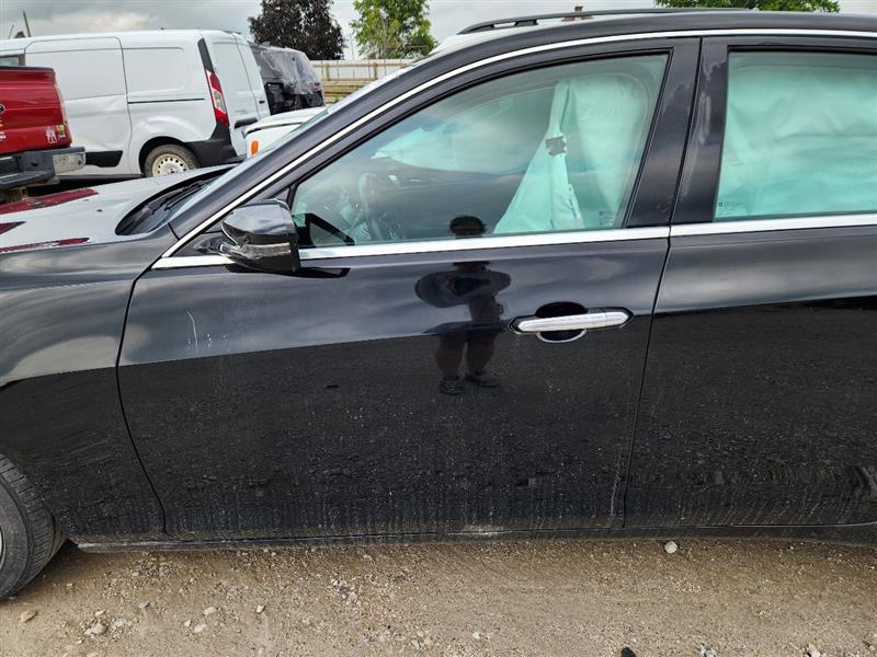 Vehicle/239439_09.jpg