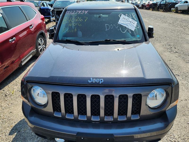 Vehicle/239827_08.jpg