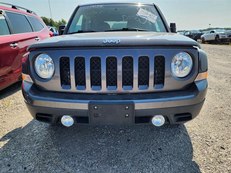 Vehicle/239827_09.jpg