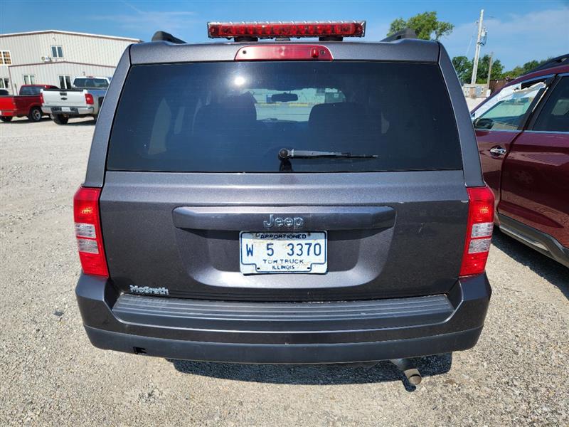 Vehicle/239827_11.jpg