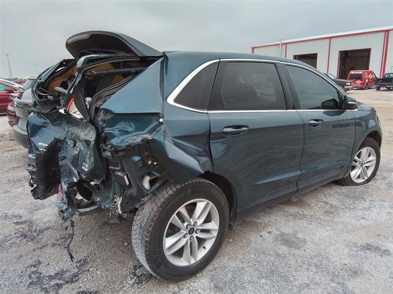 Vehicle/240285_03.jpg