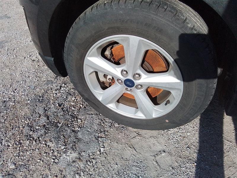 Vehicle/240975_06.jpg