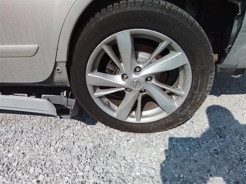 Vehicle/241163_06.jpg