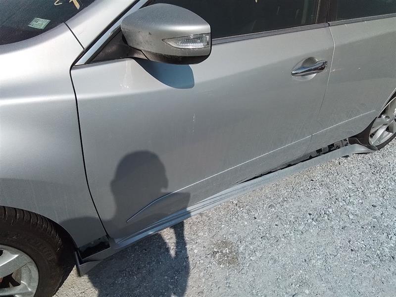 Vehicle/241163_08.jpg