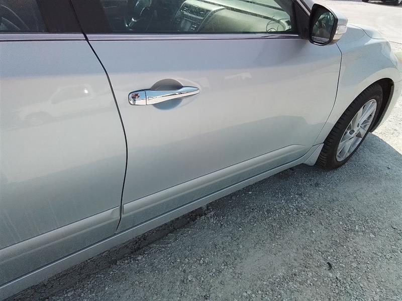 Vehicle/241163_12.jpg