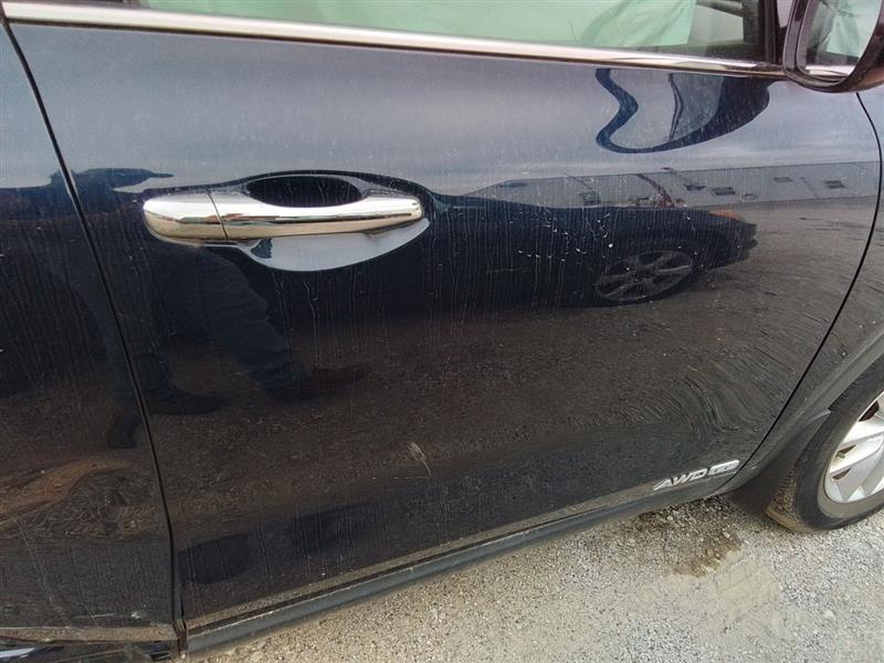 Vehicle/241289_10.jpg