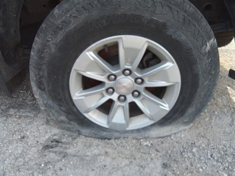 Vehicle/241608_06.jpg