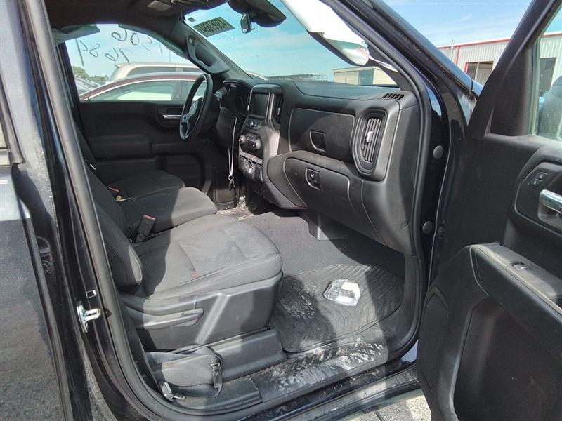Vehicle/241608_10.jpg