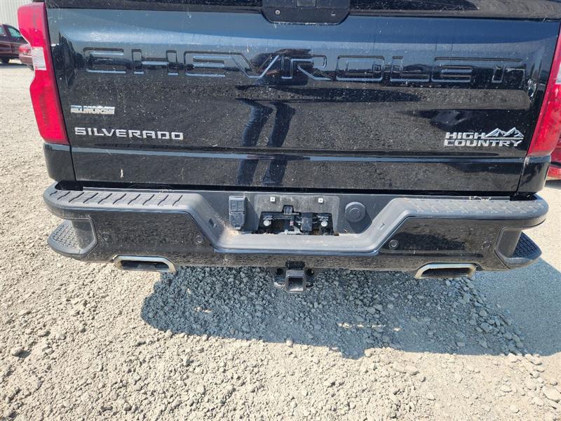 Vehicle/242233_11.jpg