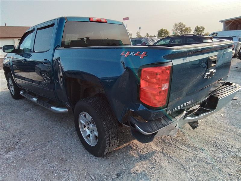 Vehicle/242382_02.jpg