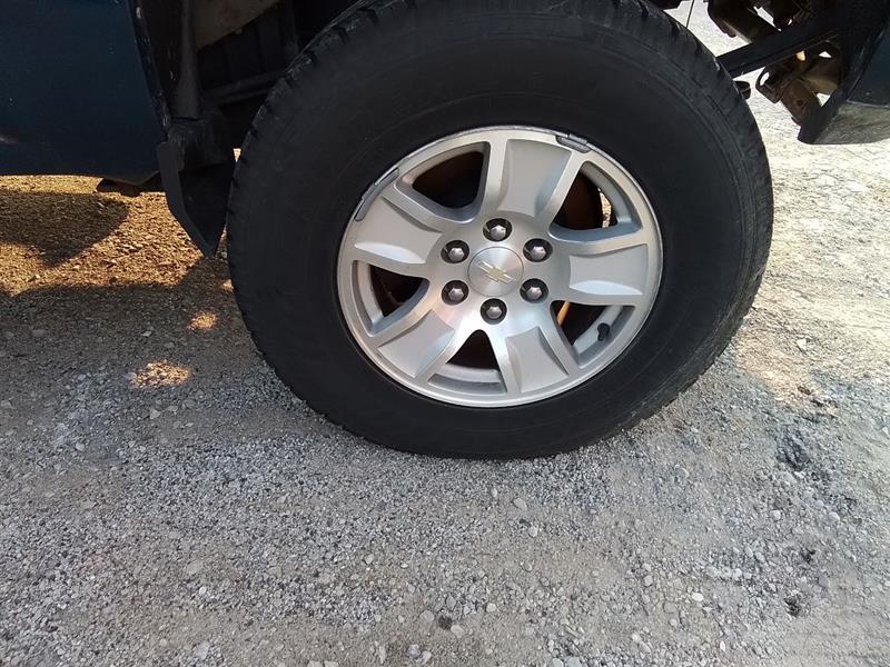 Vehicle/242382_06.jpg