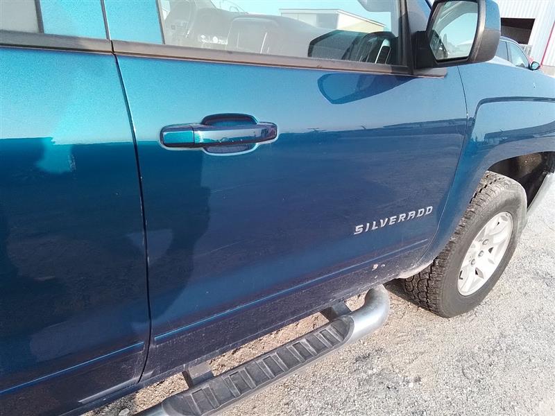 Vehicle/242382_11.jpg