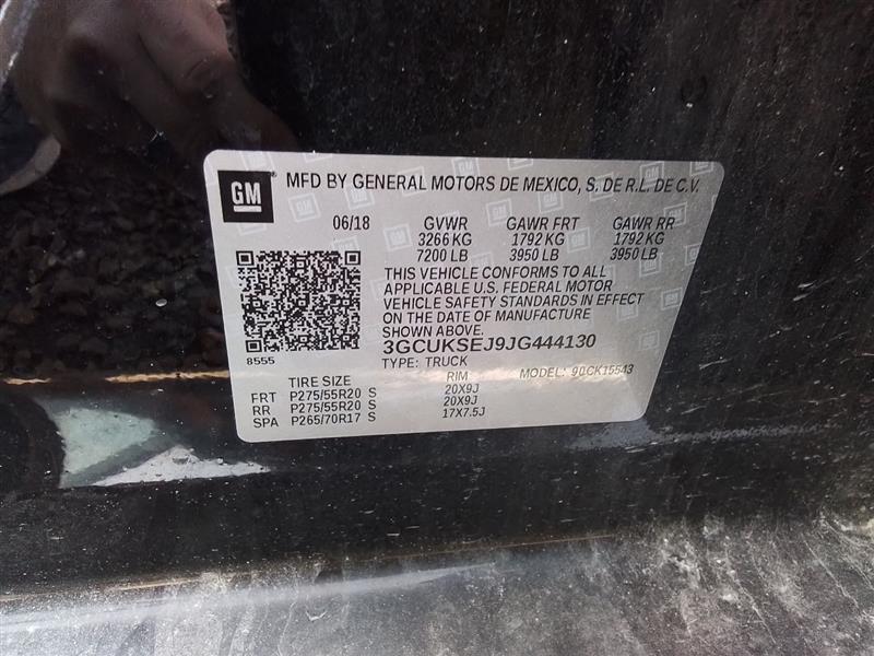Vehicle/242732_05.jpg
