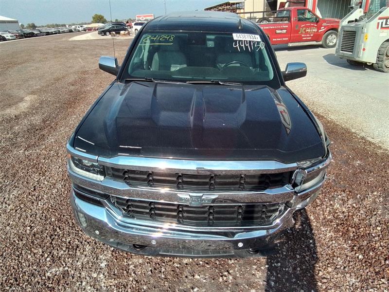 Vehicle/242732_07.jpg