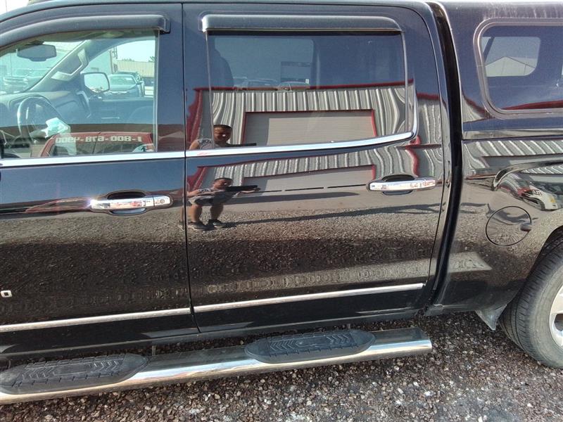 Vehicle/242732_09.jpg