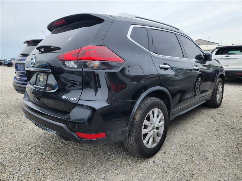 Vehicle/243523_03.jpg
