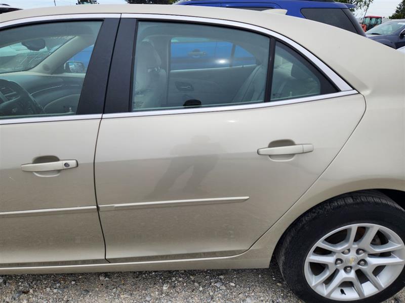 Vehicle/243527_10.jpg