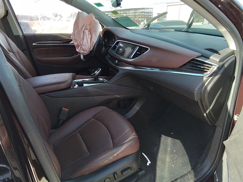 Vehicle/243554_12.jpg