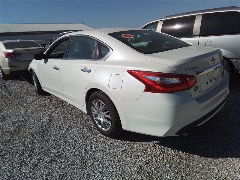 Vehicle/243619_02.jpg