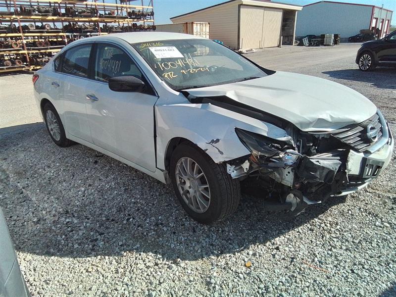 Vehicle/243619_04.jpg