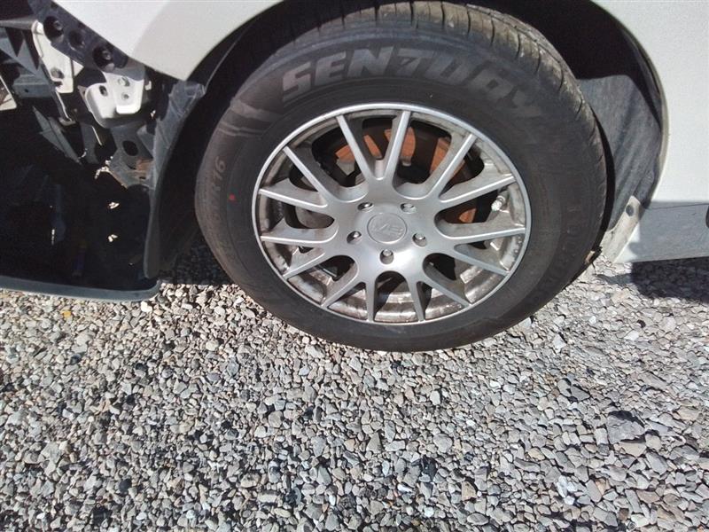 Vehicle/243619_06.jpg