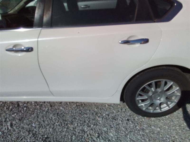 Vehicle/243619_08.jpg