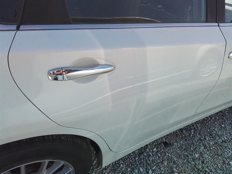 Vehicle/243619_10.jpg