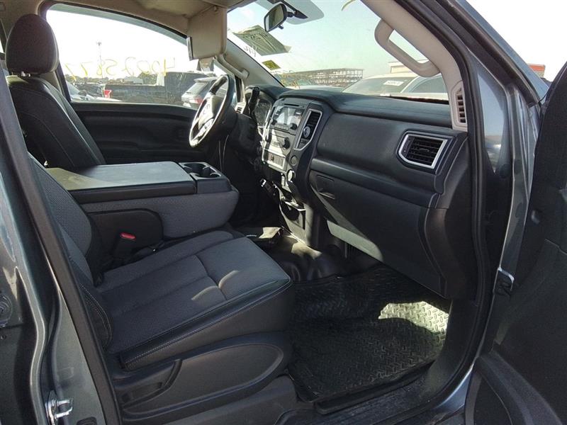 https://f005.backblazeb2.com/file/img-partshotlines-com/Inventory/EX441/Vehicle/243979_12.jpg