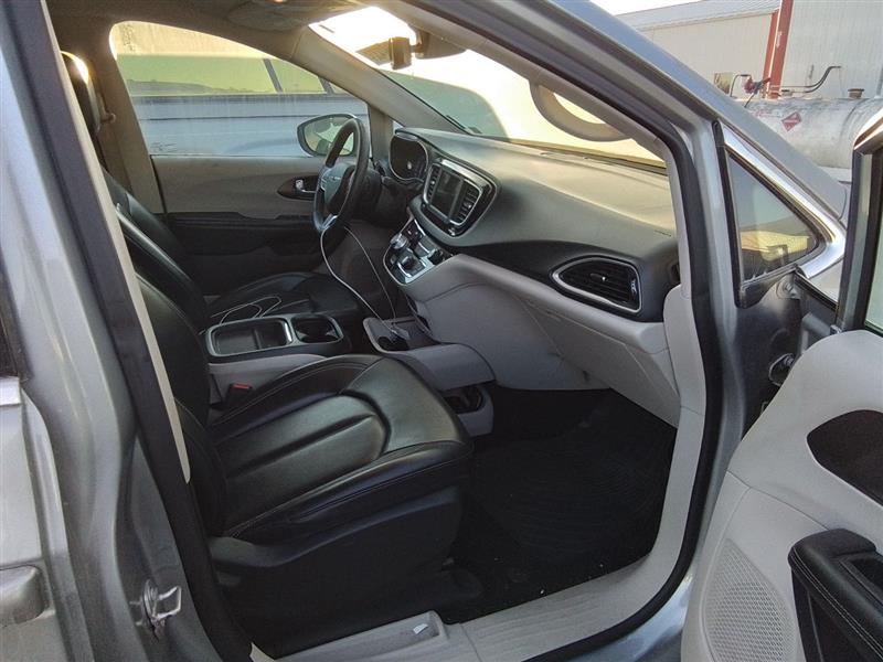 https://f005.backblazeb2.com/file/img-partshotlines-com/Inventory/EX441/Vehicle/244797_12.jpg