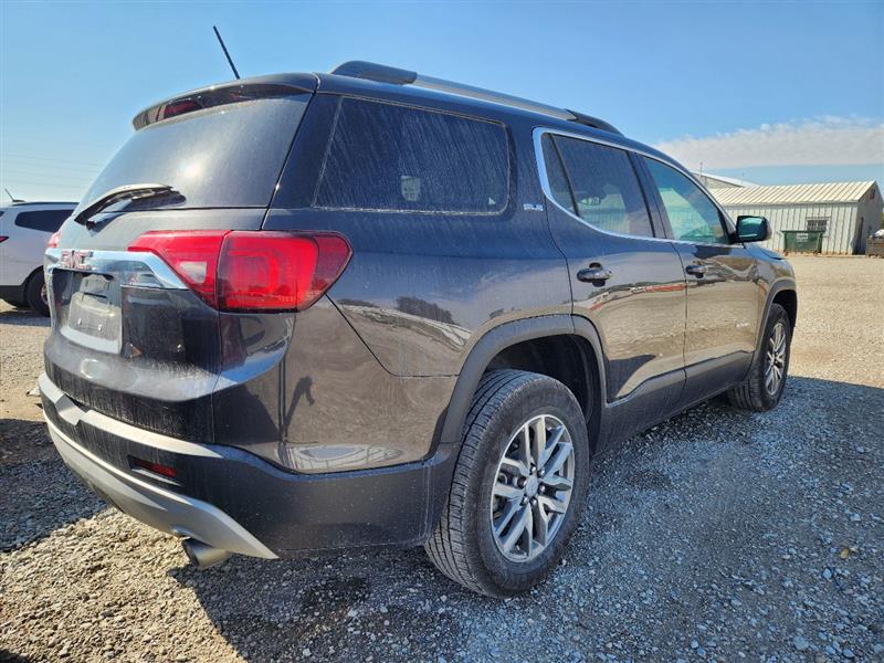Vehicle/244922_03.jpg