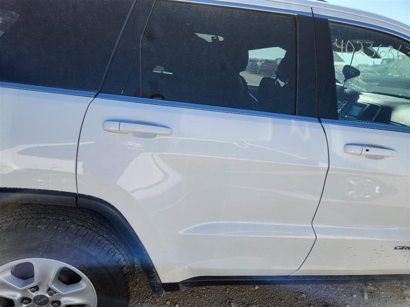 Vehicle/245318_12.jpg