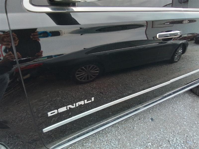 Vehicle/245374_08.jpg