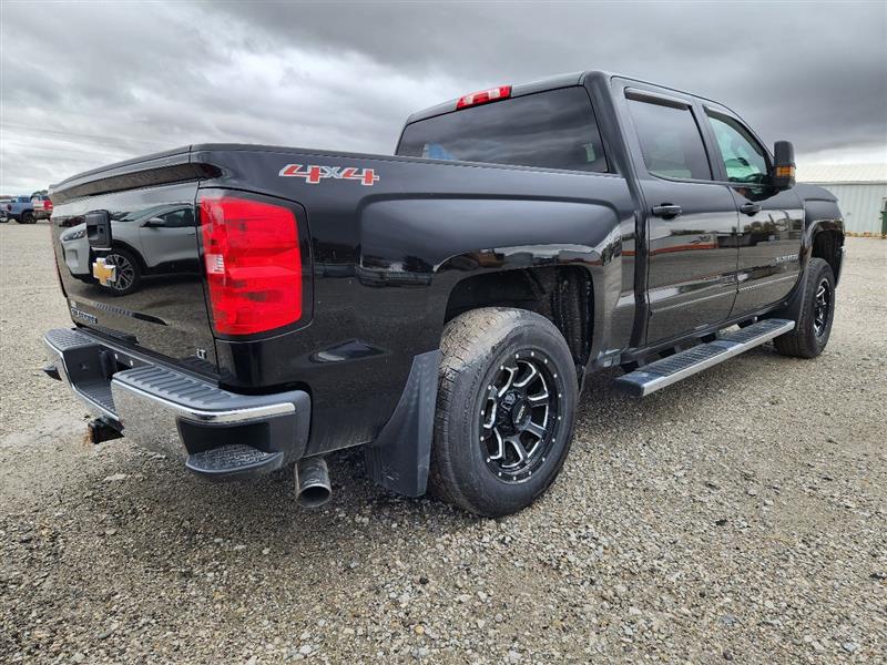Vehicle/245418_03.jpg