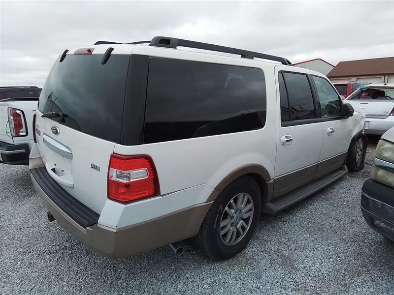 Vehicle/245430_03.jpg