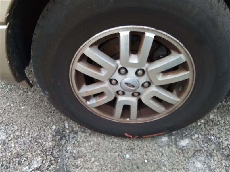 Vehicle/245430_06.jpg