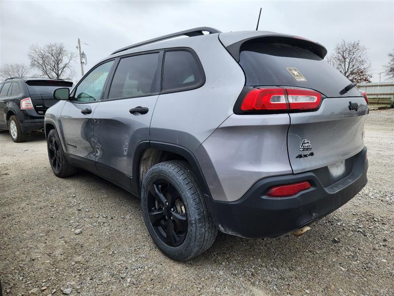 Vehicle/245525_02.jpg