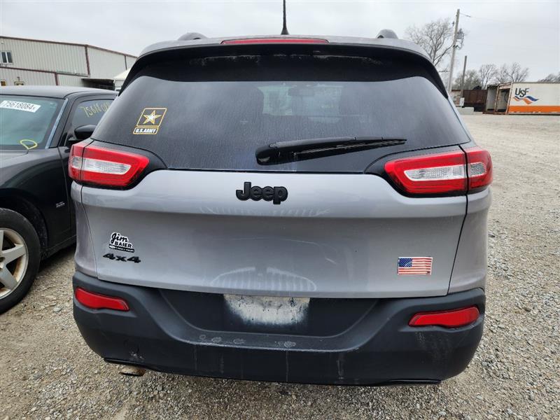 Vehicle/245525_11.jpg