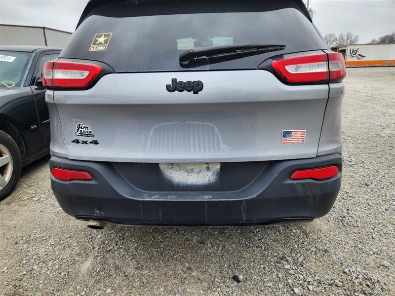 Vehicle/245525_12.jpg