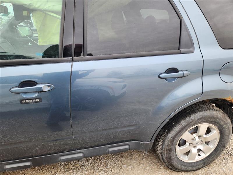 https://f005.backblazeb2.com/file/img-partshotlines-com/Inventory/EX441/Vehicle/245622_10.jpg