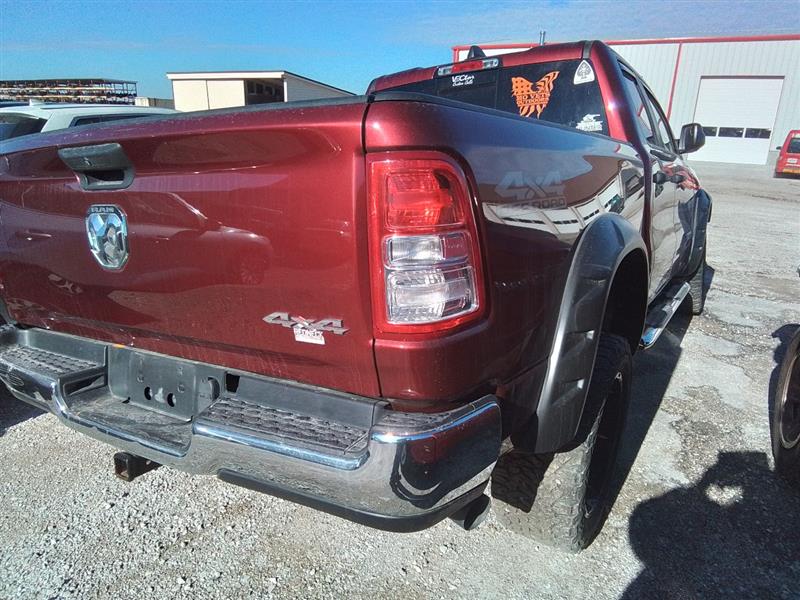 Vehicle/245625_03.jpg